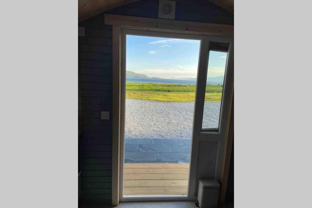 Sea Breeze Pod Apartment Fort William Luaran gambar